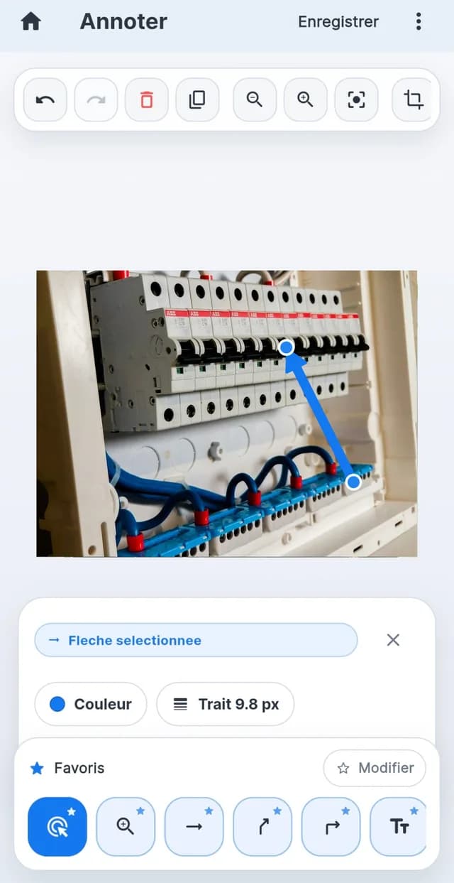 Annotation de la photo d'un tableau électrique dans l'application de rapport