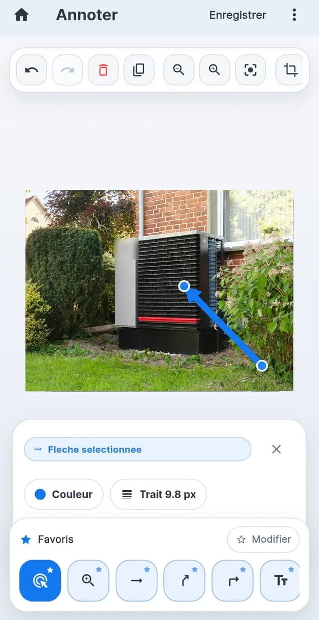 Annotation de la photo d'une pompe à chaleur installée dans l'application de rapport